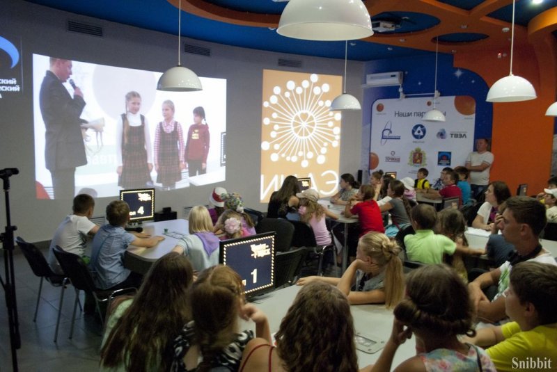 Фото к Взгляд из другого измерения: во Владимира завершилась летняя сессия проекта «Юные исследователи»