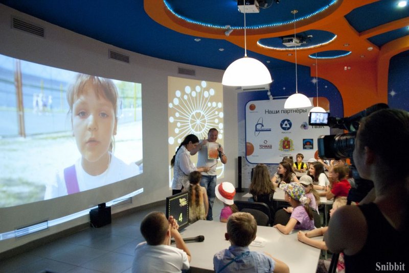 Фото к Взгляд из другого измерения: во Владимира завершилась летняя сессия проекта «Юные исследователи»