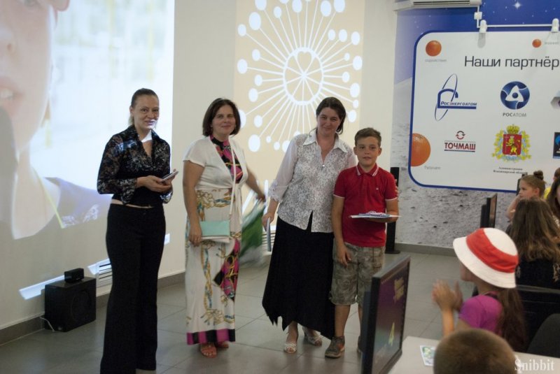 Фото к Взгляд из другого измерения: во Владимира завершилась летняя сессия проекта «Юные исследователи»