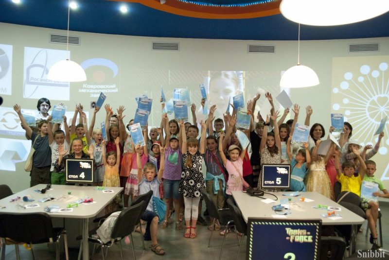 Фото к Взгляд из другого измерения: во Владимира завершилась летняя сессия проекта «Юные исследователи»