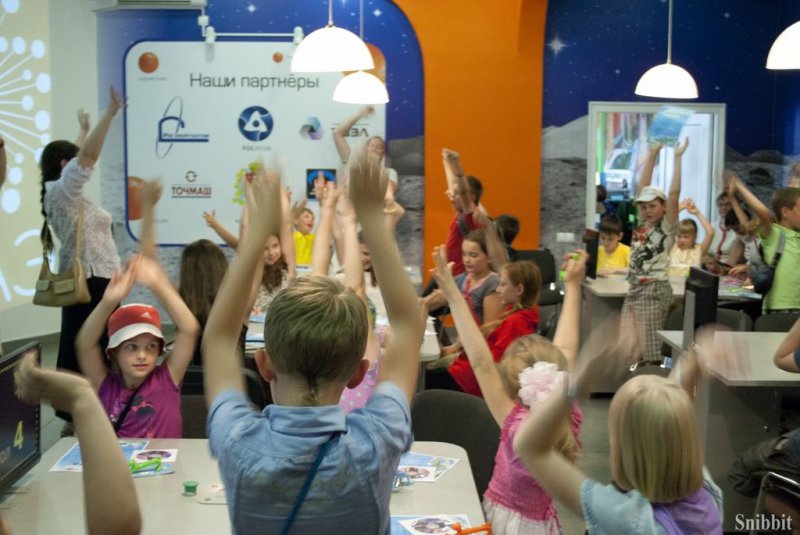 Фото к Взгляд из другого измерения: во Владимира завершилась летняя сессия проекта «Юные исследователи»