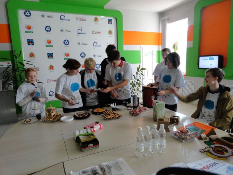 Фото к Участники «Атомного велопробега» в 12 российских городах убедились: радиация в норме