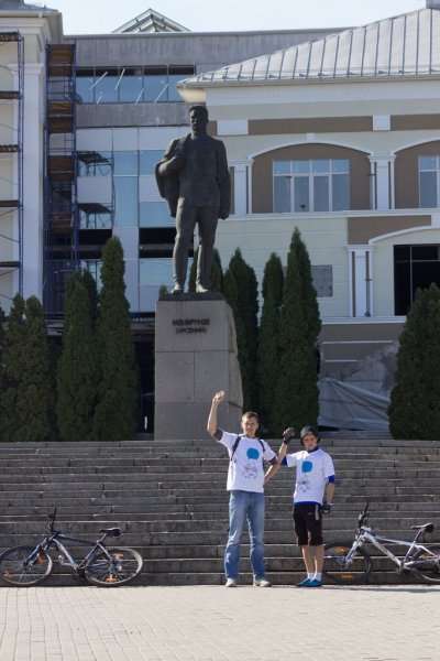 Фото к Участники «Атомного велопробега» в 12 российских городах убедились: радиация в норме