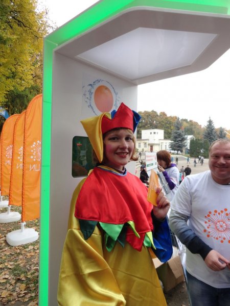 Фото к Около тысячи владимирцев приняли участие в «Научном марафоне» ИЦАЭ г. Владимира на «ДоброСаммите»