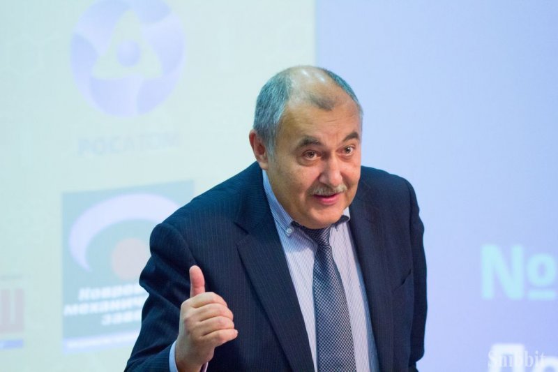 Фото к «Мотивируйте через исследования!» — во Владимире прошла серия встреч Любови Стрельниковой и Генриха Эрлиха со студентами, школьниками и педагогами