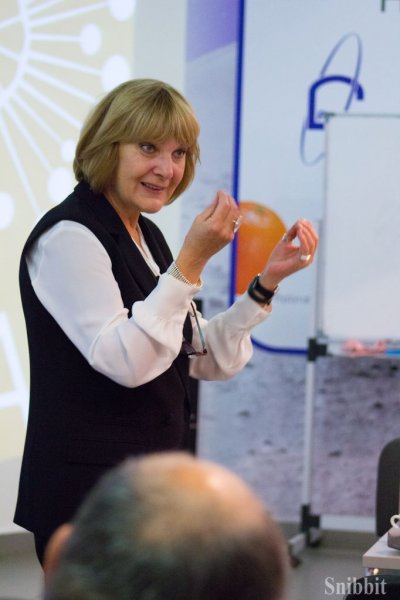 Фото к «Мотивируйте через исследования!» — во Владимире прошла серия встреч Любови Стрельниковой и Генриха Эрлиха со студентами, школьниками и педагогами