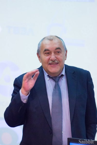 Фото к «Мотивируйте через исследования!» — во Владимире прошла серия встреч Любови Стрельниковой и Генриха Эрлиха со студентами, школьниками и педагогами