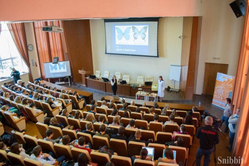 Фото к «Мотивируйте через исследования!» — во Владимире прошла серия встреч Любови Стрельниковой и Генриха Эрлиха со студентами, школьниками и педагогами