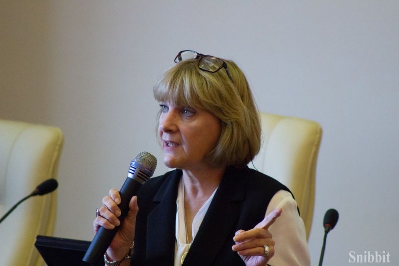 Фото к «Мотивируйте через исследования!» — во Владимире прошла серия встреч Любови Стрельниковой и Генриха Эрлиха со студентами, школьниками и педагогами