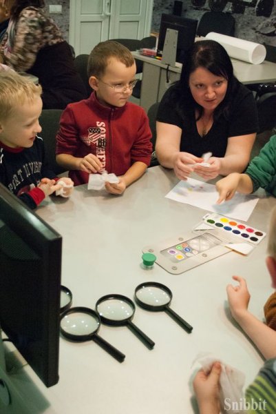 Фото к От Всемирной недели космоса — к празднованию юбилея. Школьники в ИЦАЭ поздравили Владимирскую область с семидесятилетием