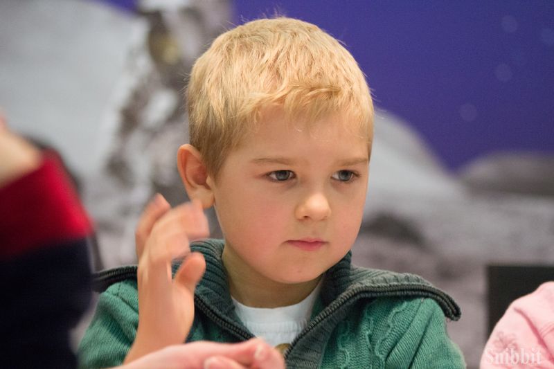 Фото к От Всемирной недели космоса — к празднованию юбилея. Школьники в ИЦАЭ поздравили Владимирскую область с семидесятилетием