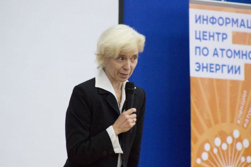 Фото к В городе воинской славы Коврове прошла встреча атомклассов Коврова и Нижнего Новгорода