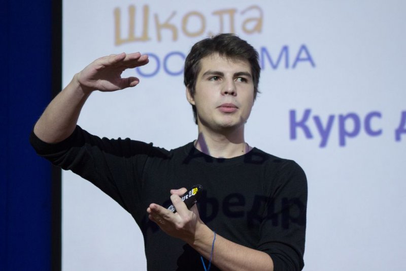 Фото к В городе воинской славы Коврове прошла встреча атомклассов Коврова и Нижнего Новгорода