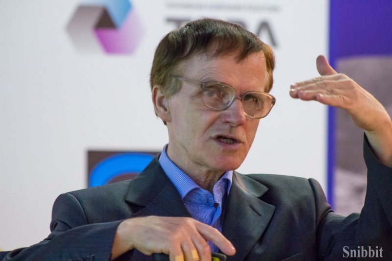 Фото к Магические числа, наноструктурный анализ, графы и рёбра: во владимирском ИЦАЭ прошли XI Столетовские чтения