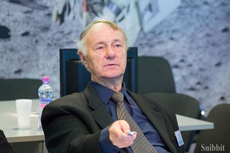 Фото к Магические числа, наноструктурный анализ, графы и рёбра: во владимирском ИЦАЭ прошли XI Столетовские чтения