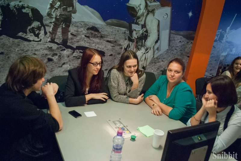 Фото к К Урану — на солнечном парусе: в ИЦАЭ Владимира стартовал 3 городской чемпионат по «Своей игре»