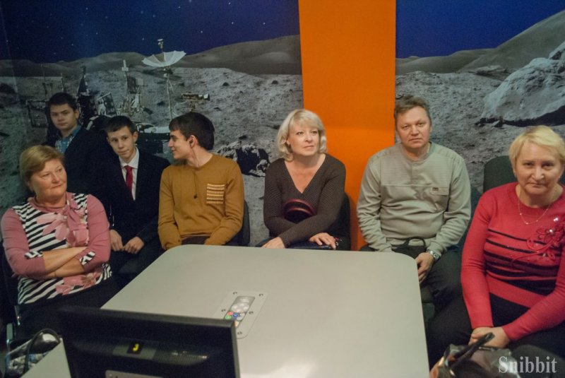 Фото к К Урану — на солнечном парусе: в ИЦАЭ Владимира стартовал 3 городской чемпионат по «Своей игре»