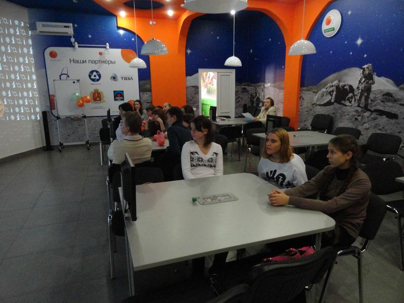 Фото к Юные журналисты рассказали сотрудникам ИЦАЭ во Владимире о планетарном жуке Игнате и пришельцах