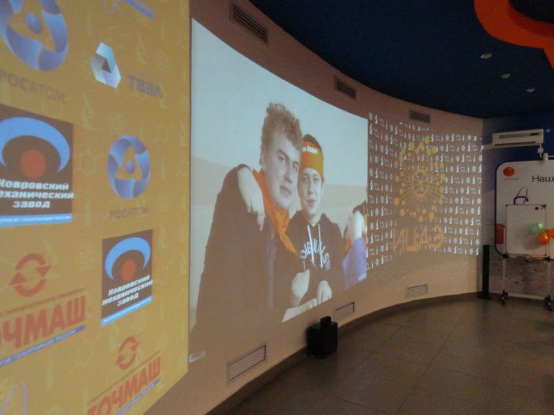 Фото к Юные журналисты рассказали сотрудникам ИЦАЭ во Владимире о планетарном жуке Игнате и пришельцах