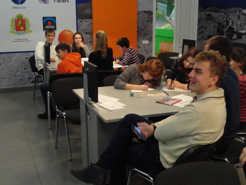 Фото к Юные журналисты рассказали сотрудникам ИЦАЭ во Владимире о планетарном жуке Игнате и пришельцах