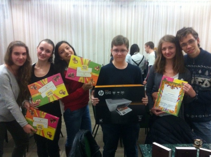 Фото к Команда «Атом team» стала лучшей в «Что? Где? Когда?» на областном турнире по интеллектуальным играм «Добрая энергия»