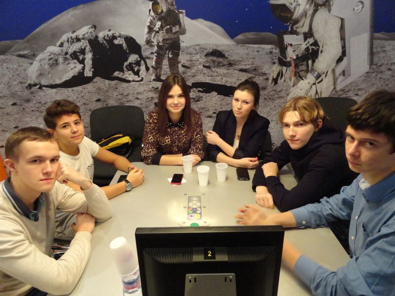 Фото к Ангелы и демоны: в ИЦАЭ Владимира прошел 3 отборочный тур городского чемпионата по «Своей игре»