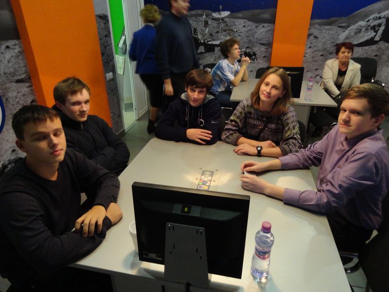 Фото к Великолепная четверка: в ИЦАЭ Владимира прошел 4 отборочный тур чемпионата по «Своей игре»