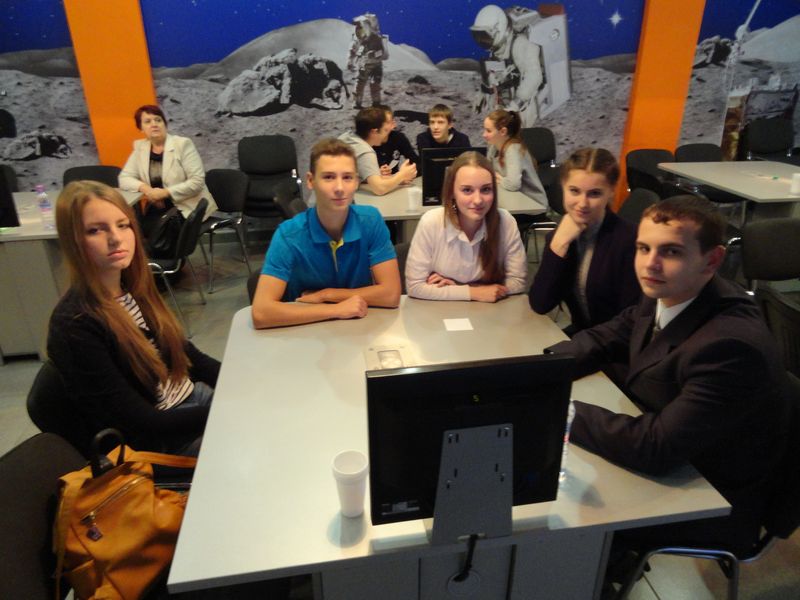 Фото к Великолепная четверка: в ИЦАЭ Владимира прошел 4 отборочный тур чемпионата по «Своей игре»