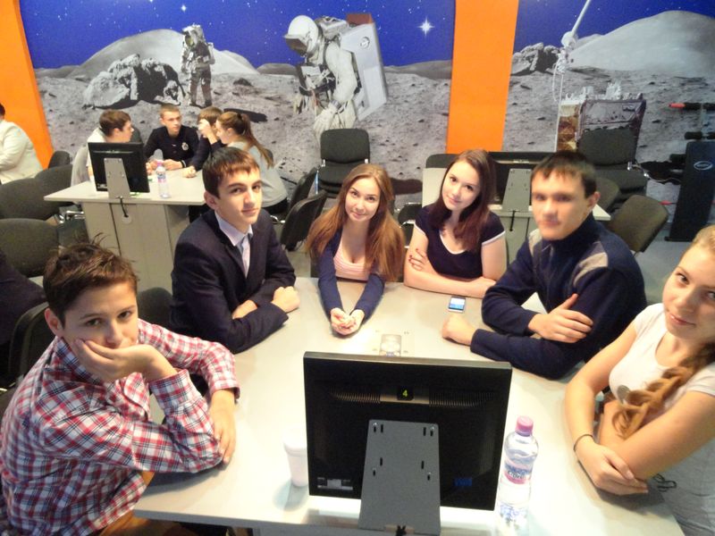 Фото к Великолепная четверка: в ИЦАЭ Владимира прошел 4 отборочный тур чемпионата по «Своей игре»