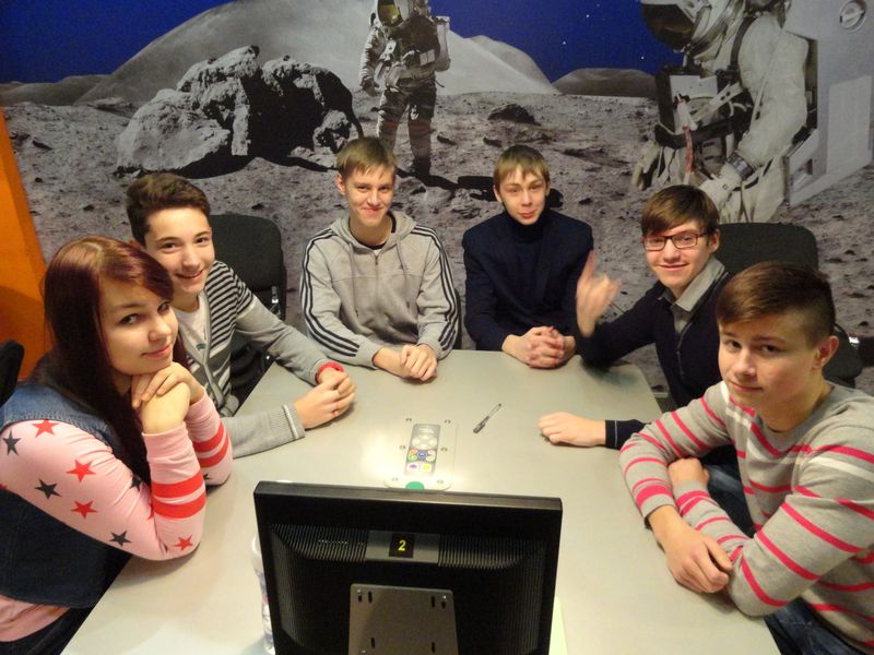 Фото к Мечты об освоении космоса за тарелкой щей: в ИЦАЭ Владимира прошел 5 отборочный тур чемпионата по «Своей игре»