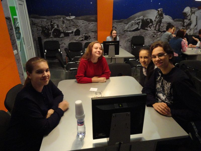 Фото к Мечты об освоении космоса за тарелкой щей: в ИЦАЭ Владимира прошел 5 отборочный тур чемпионата по «Своей игре»