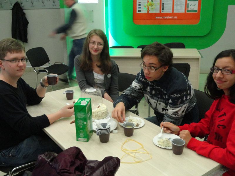 Фото к Школьники в ИЦАЭ одолели ноябрьский «Южный ветер»