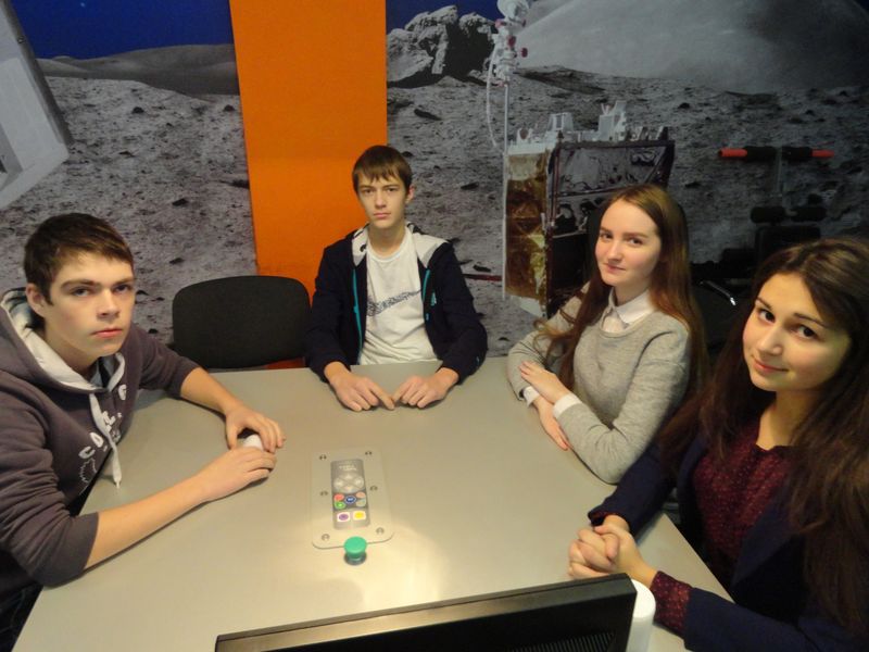 Фото к Холодный Уран и заснеженная Гренландия: в ИЦАЭ Владимира завершились отборочные туры чемпионата по командной «Своей игре»