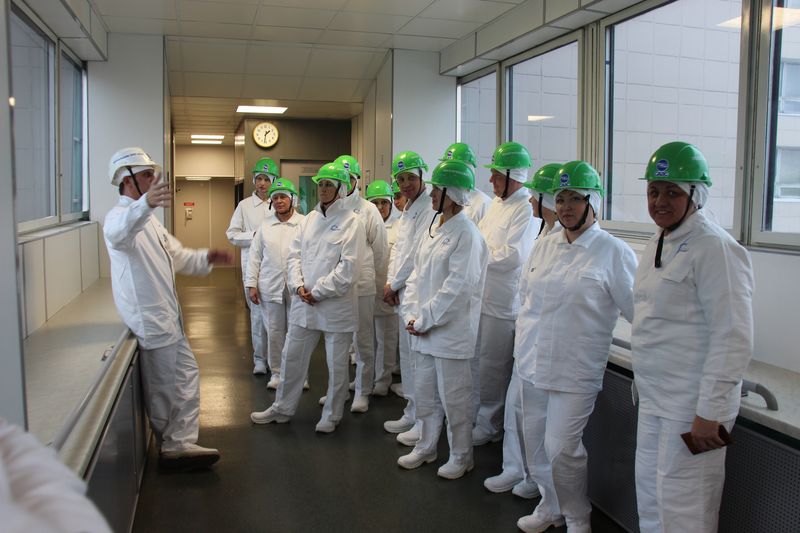 Фото к Делегация Владимирской области посетила ИЦАЭ Смоленска и основное отраслевое предприятие региона