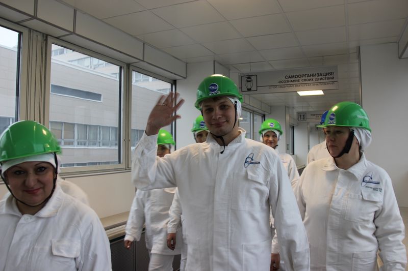 Фото к Делегация Владимирской области посетила ИЦАЭ Смоленска и основное отраслевое предприятие региона