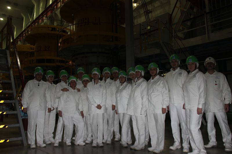 Фото к Делегация Владимирской области посетила ИЦАЭ Смоленска и основное отраслевое предприятие региона