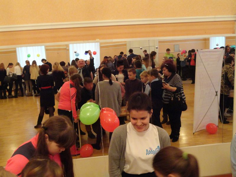 Фото к ИЦАЭ Владимира принял участие в награждении победителей «Осенней недели добра»