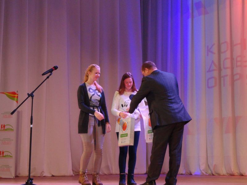 Фото к ИЦАЭ Владимира принял участие в награждении победителей «Осенней недели добра»