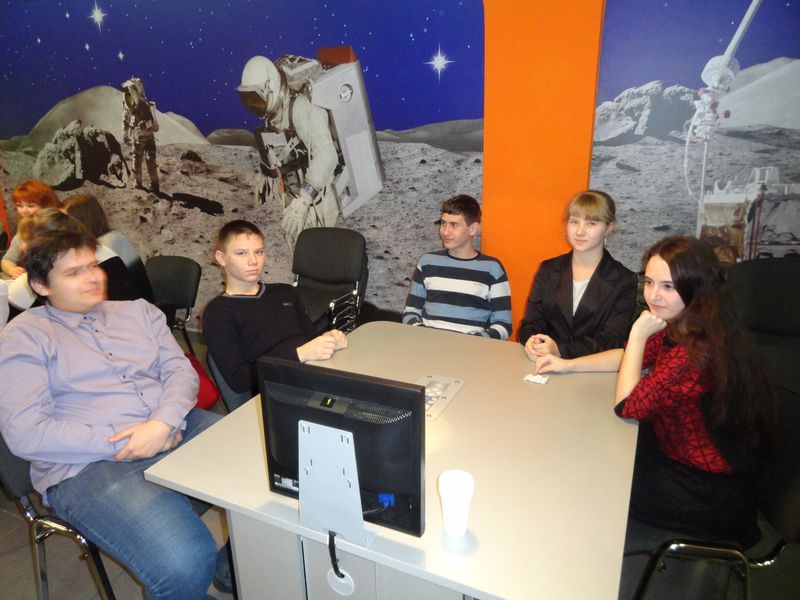 Фото к «Перед финишной чертой»: определены участники финала Третьего городского школьного чемпионата по «Своей игре»