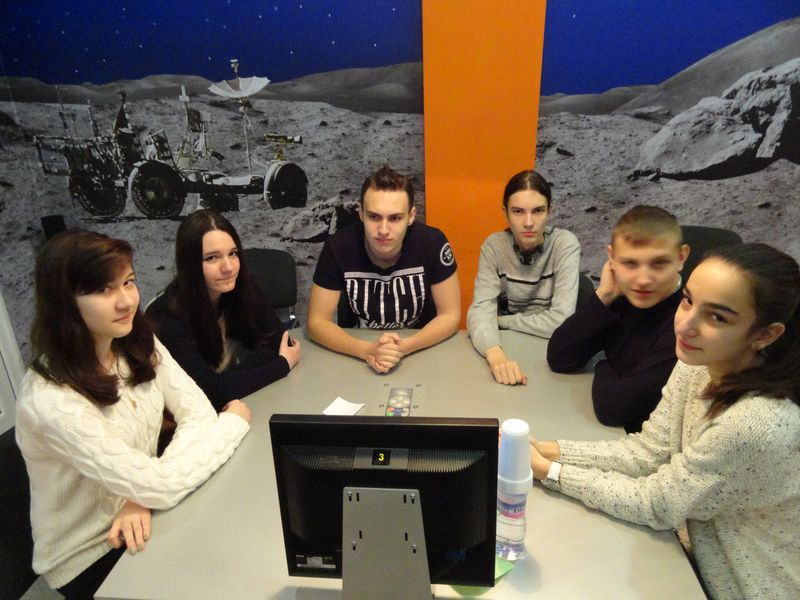 Фото к «Перед финишной чертой»: определены участники финала Третьего городского школьного чемпионата по «Своей игре»