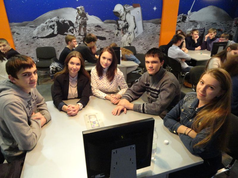 Фото к «Перед финишной чертой»: определены участники финала Третьего городского школьного чемпионата по «Своей игре»