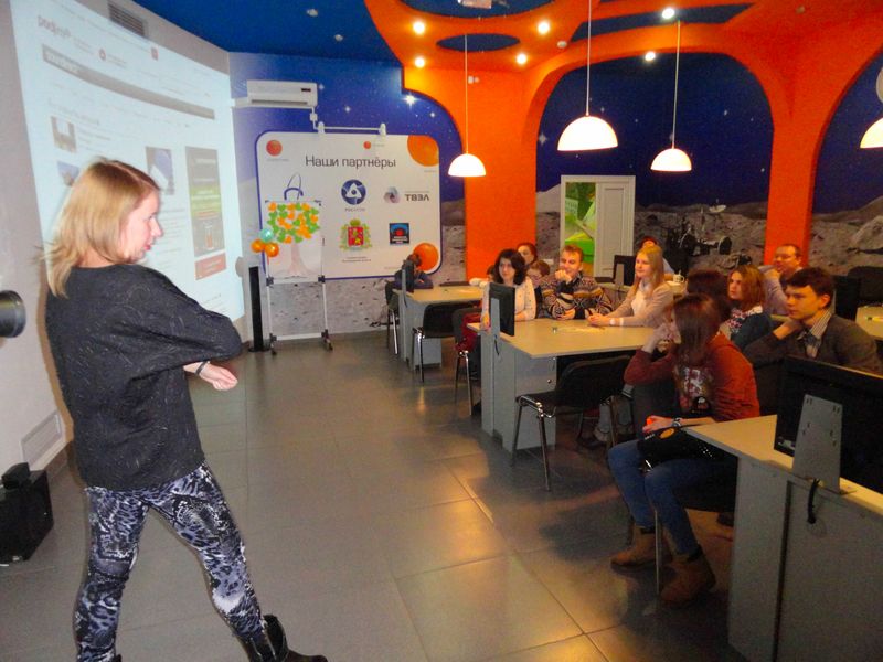 Фото к Вас всегда трое: владимирские юные журналисты узнали, как сделать интересное интервью с Дедом Морозом