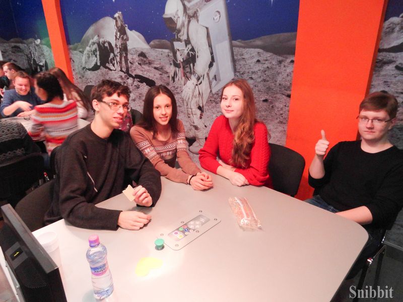 Фото к «Грааль» стал обладателем кубка: в ИЦАЭ Владимира завершился 3 городской школьный чемпионат по командной «Своей игре»