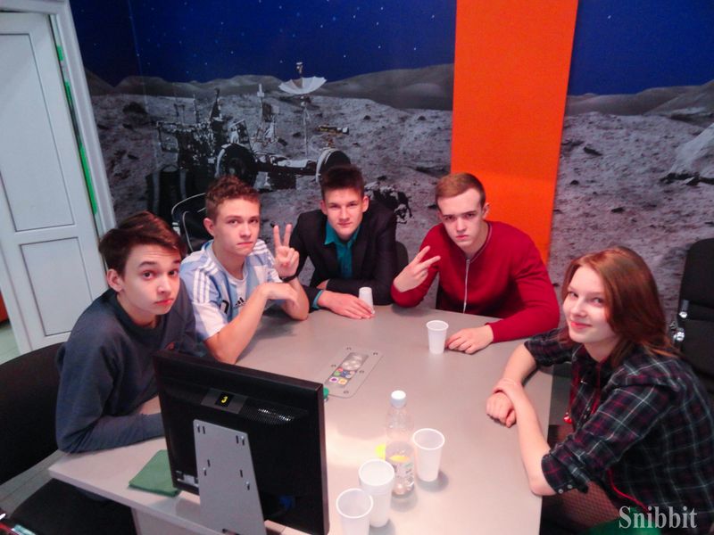 Фото к «Грааль» стал обладателем кубка: в ИЦАЭ Владимира завершился 3 городской школьный чемпионат по командной «Своей игре»