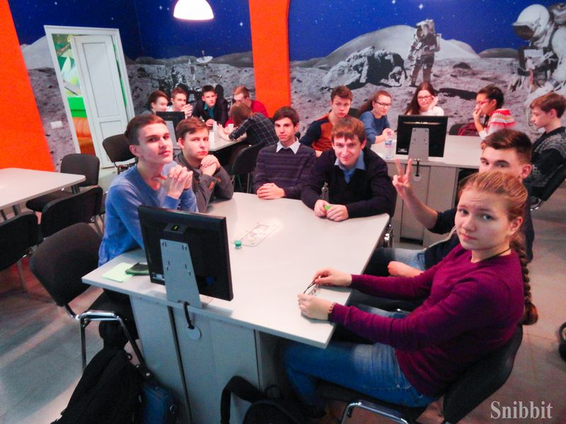 Фото к «Грааль» стал обладателем кубка: в ИЦАЭ Владимира завершился 3 городской школьный чемпионат по командной «Своей игре»