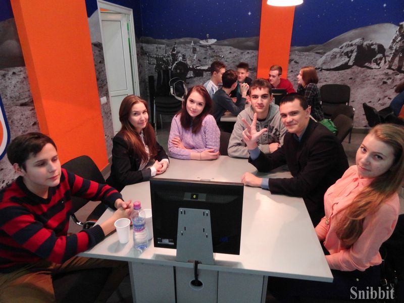 Фото к «Грааль» стал обладателем кубка: в ИЦАЭ Владимира завершился 3 городской школьный чемпионат по командной «Своей игре»