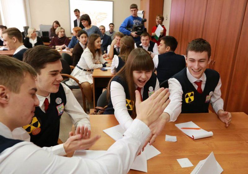 Фото к Всероссийский интеллектуальный чемпионат для школьников «Формула интеллекта» объединил более 300 команд из 36 городов России