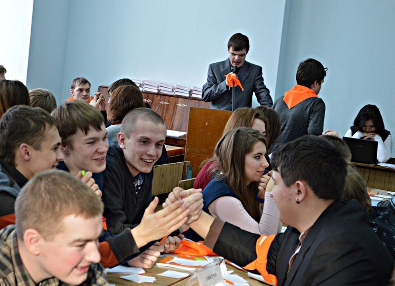 Фото к Всероссийский интеллектуальный чемпионат для школьников «Формула интеллекта» объединил более 300 команд из 36 городов России