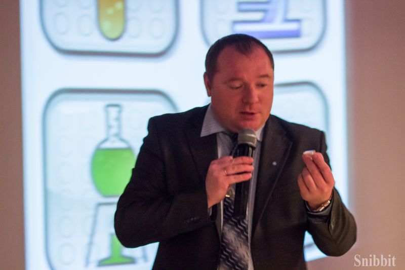 Фото к Эксперименты с альтернативными источниками энергии и радуга своими руками: в ИЦАЭ Владимира прошёл День российской науки