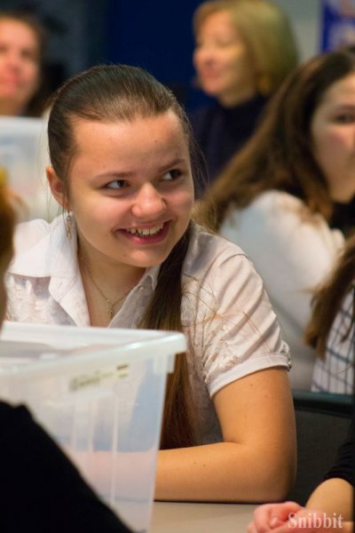 Фото к Эксперименты с альтернативными источниками энергии и радуга своими руками: в ИЦАЭ Владимира прошёл День российской науки